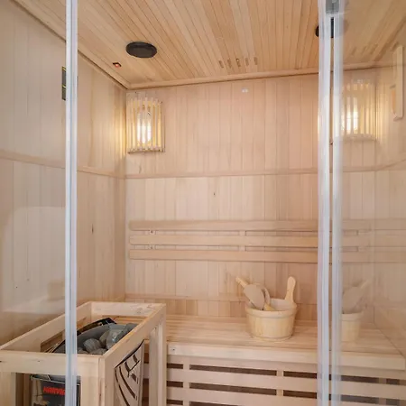 Amalia Suite - 3BR with Sauna&AC - Kazimierz