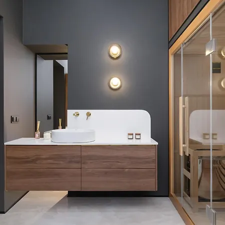 Amalia Suite - 3BR with Sauna&AC - Kazimierz Apartment Krakau